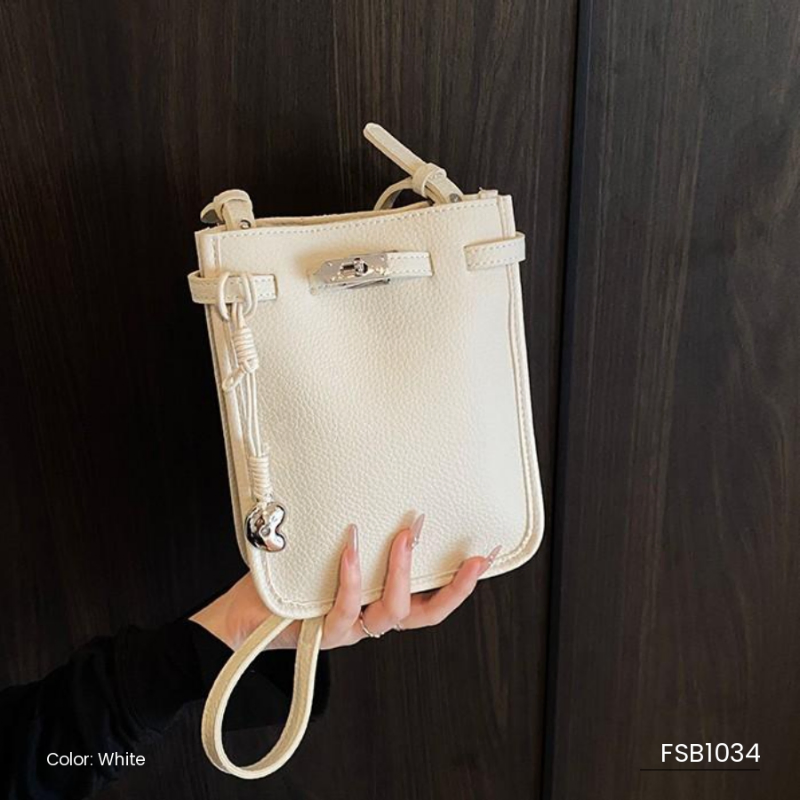 The Geneva Women’s Shoulder Bag